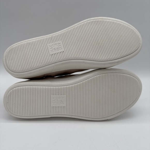 Naturalizer Morrison-Hi Water Repellent Hi-Top Sneaker Women's Size 9W - Picture 14 of 15